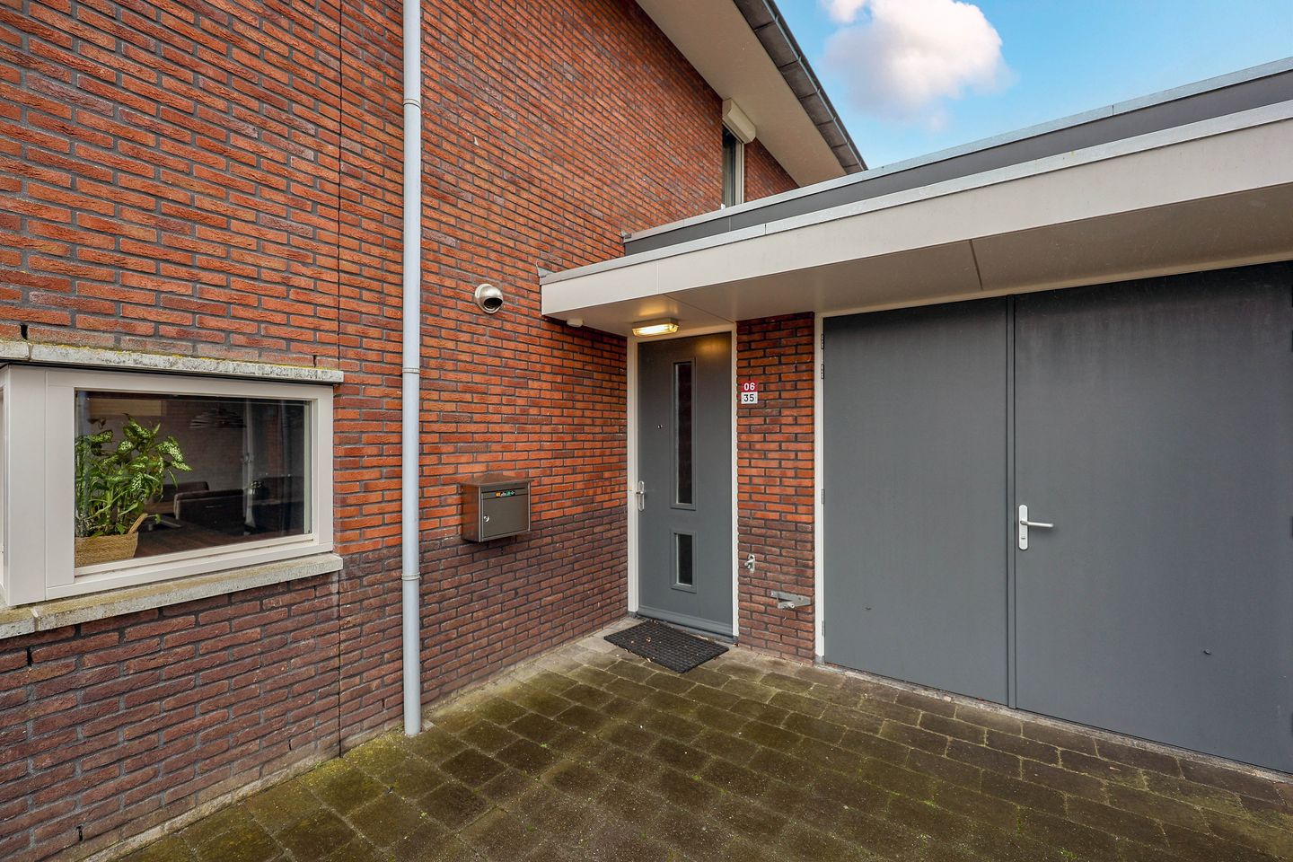 Photo 55 of Galjoen 06 35