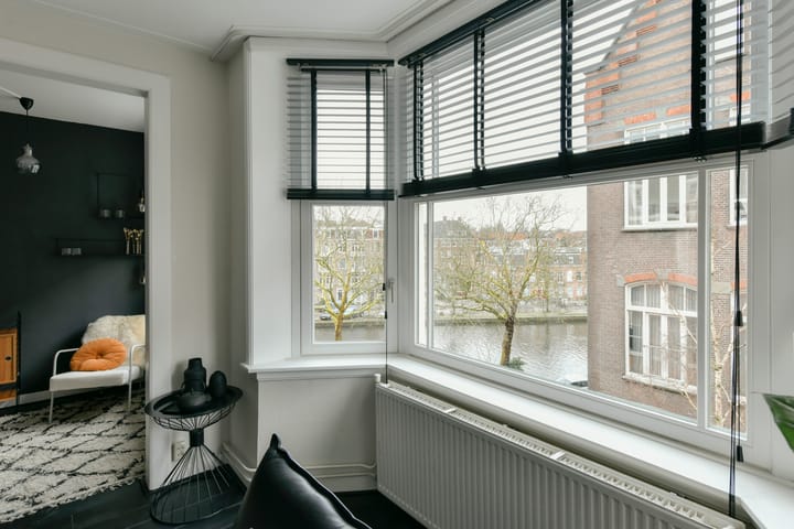 Photo 4 of Tweede Schinkelstraat 49-3