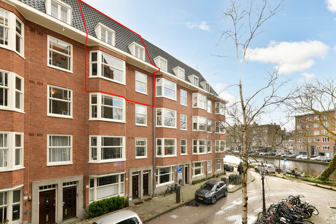 Charming Apartment with Water View and South-Facing Balcony in Schinkelbuurt, Amsterdam — 21