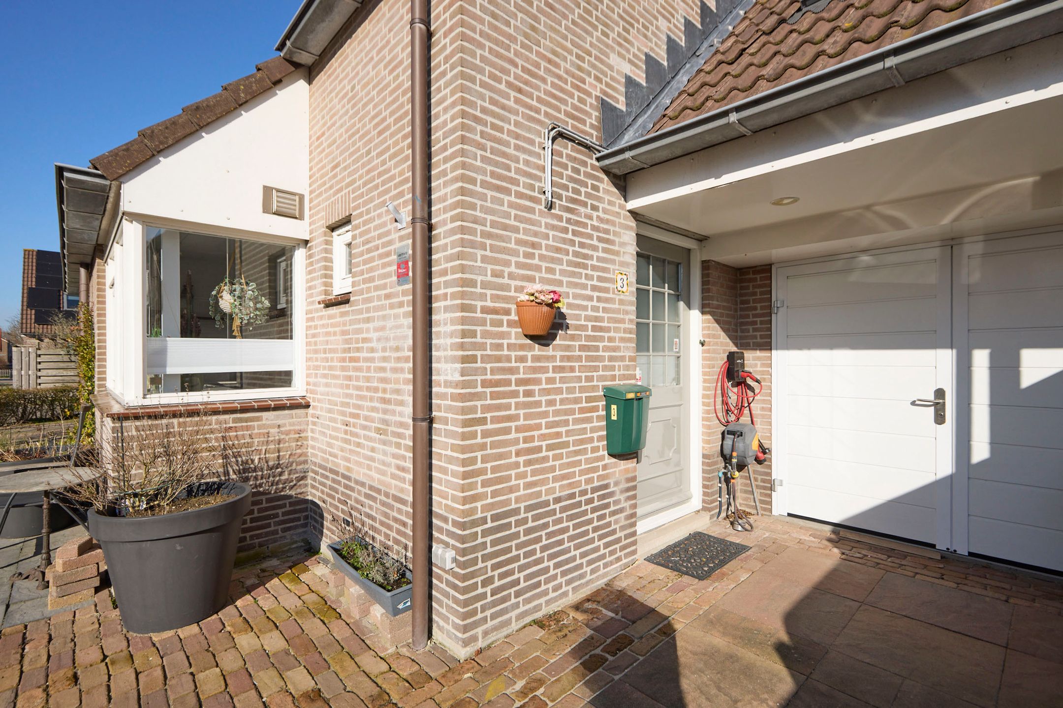 Photo 9 of Burg. Romijnstraat 3