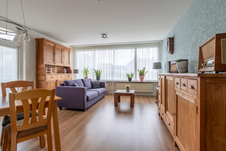 Photo 2 of Rozenlaan 5