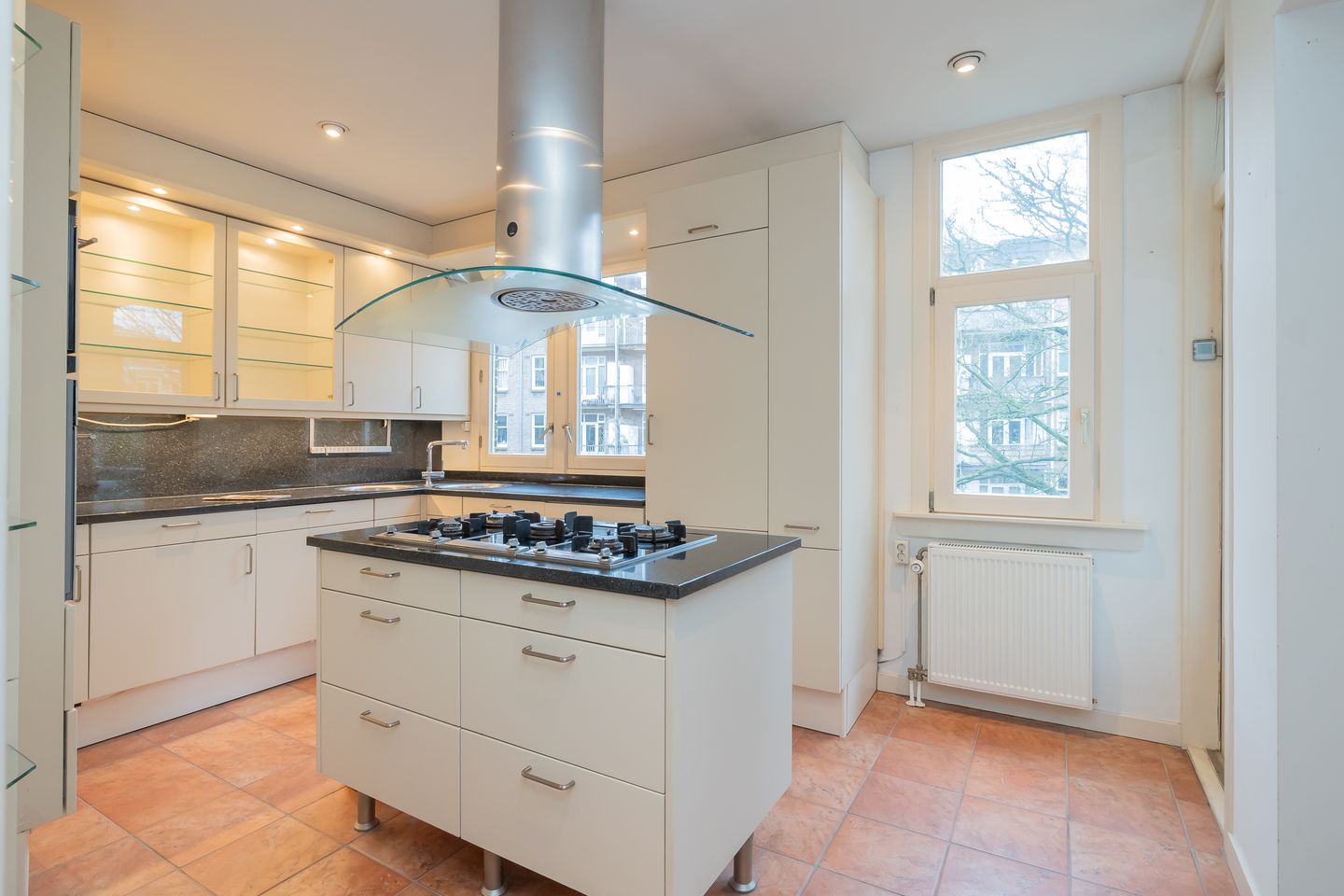 Foto 10 van Jekerstraat 19-2