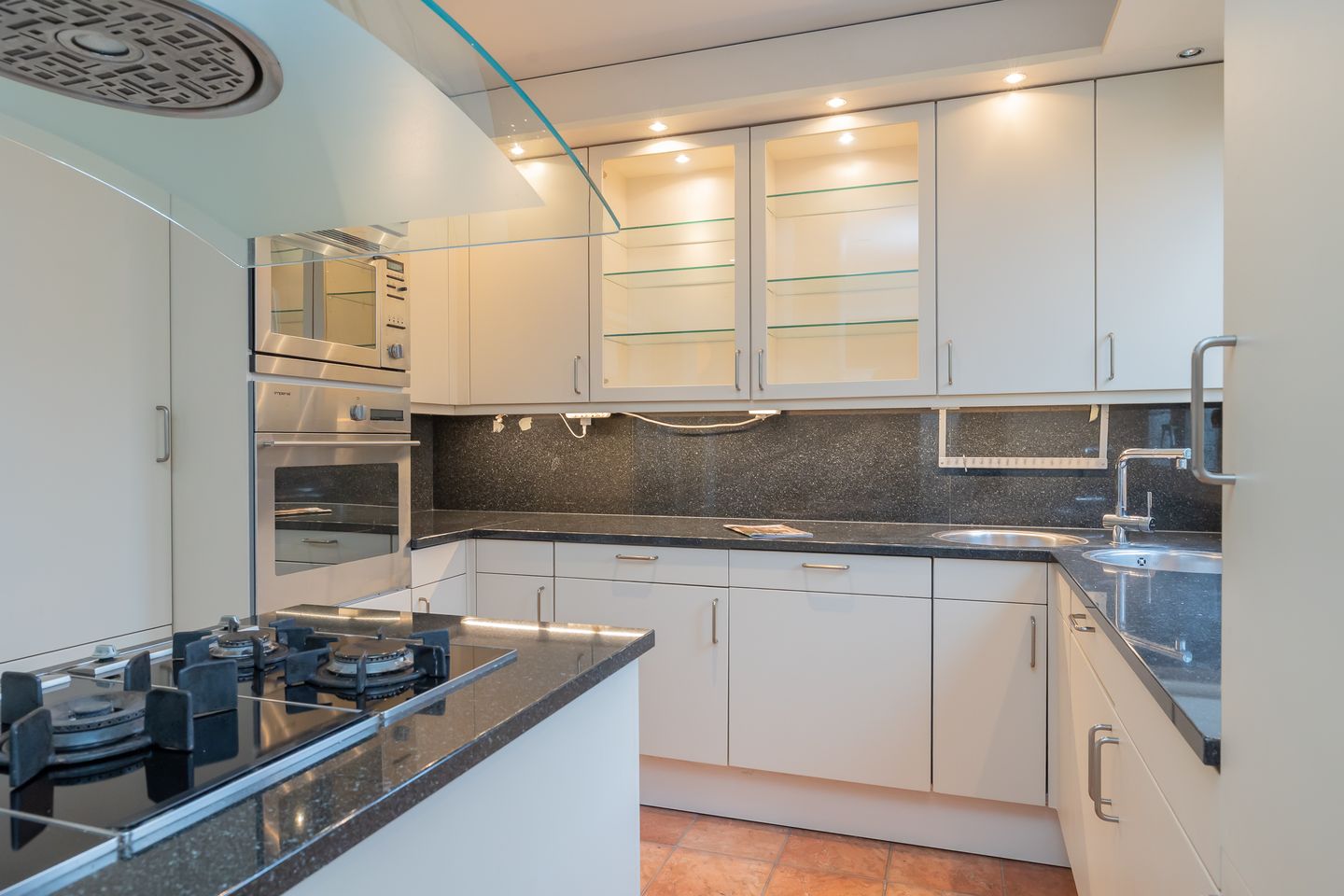 Foto 14 van Jekerstraat 19-2