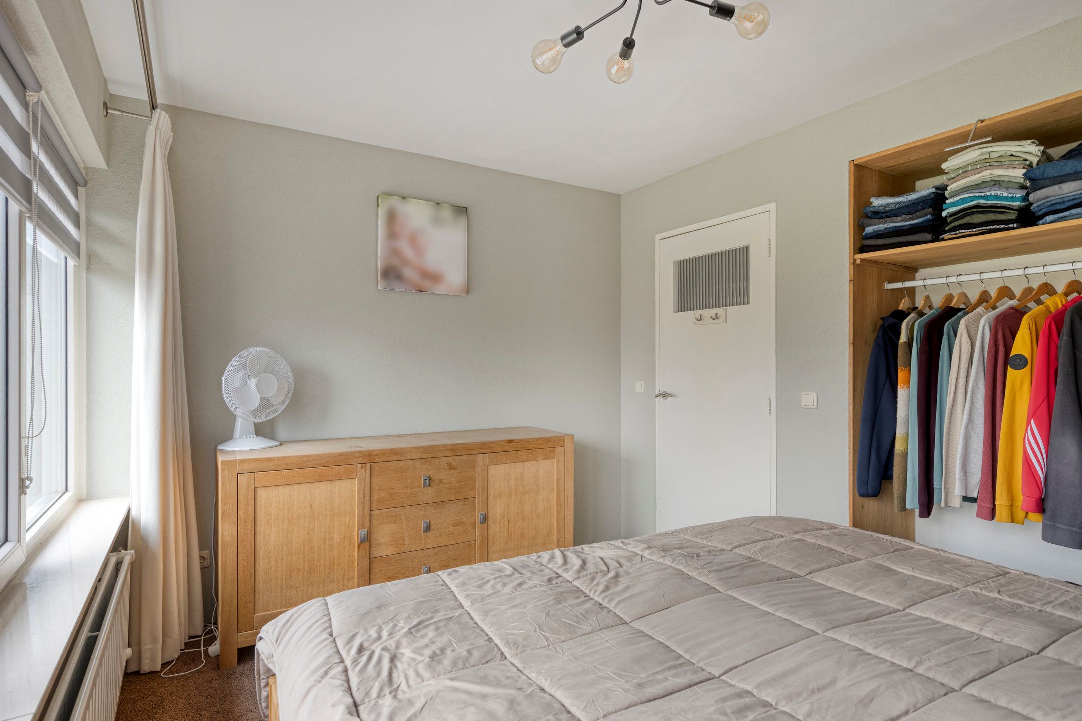 Modernized Corner House with 4 Bedrooms and West-Facing Garden — 20