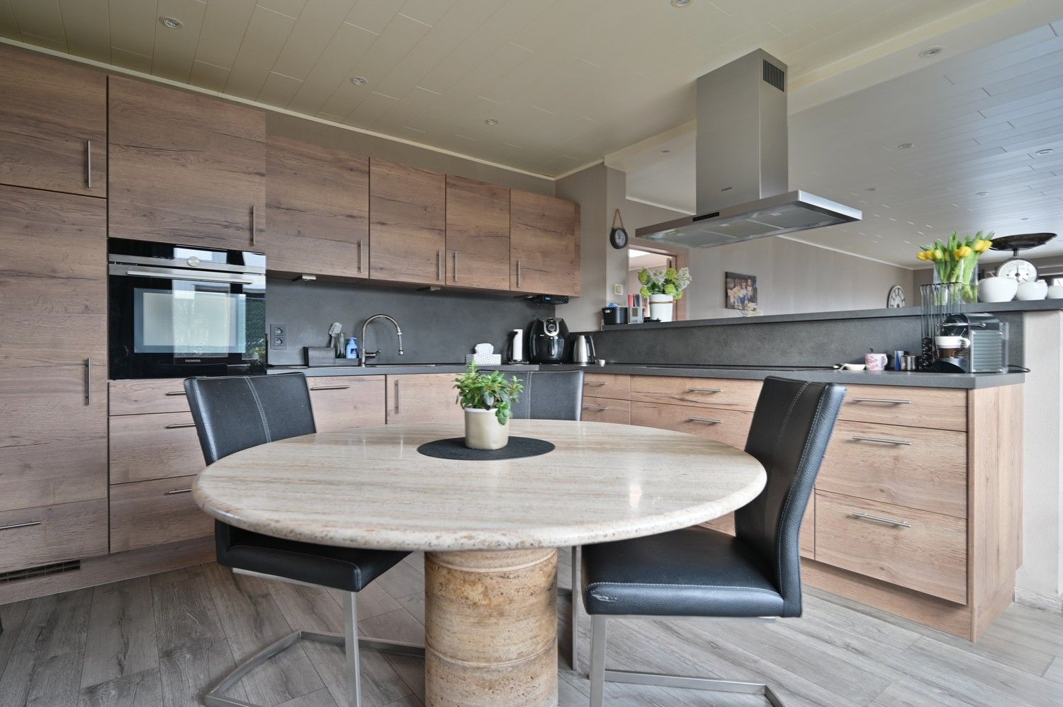 Photo 3 of Bedrijfsweg 3