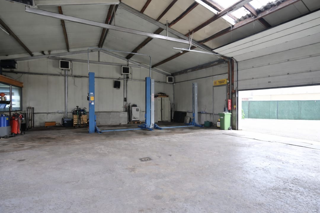 Photo 17 of Bedrijfsweg 3