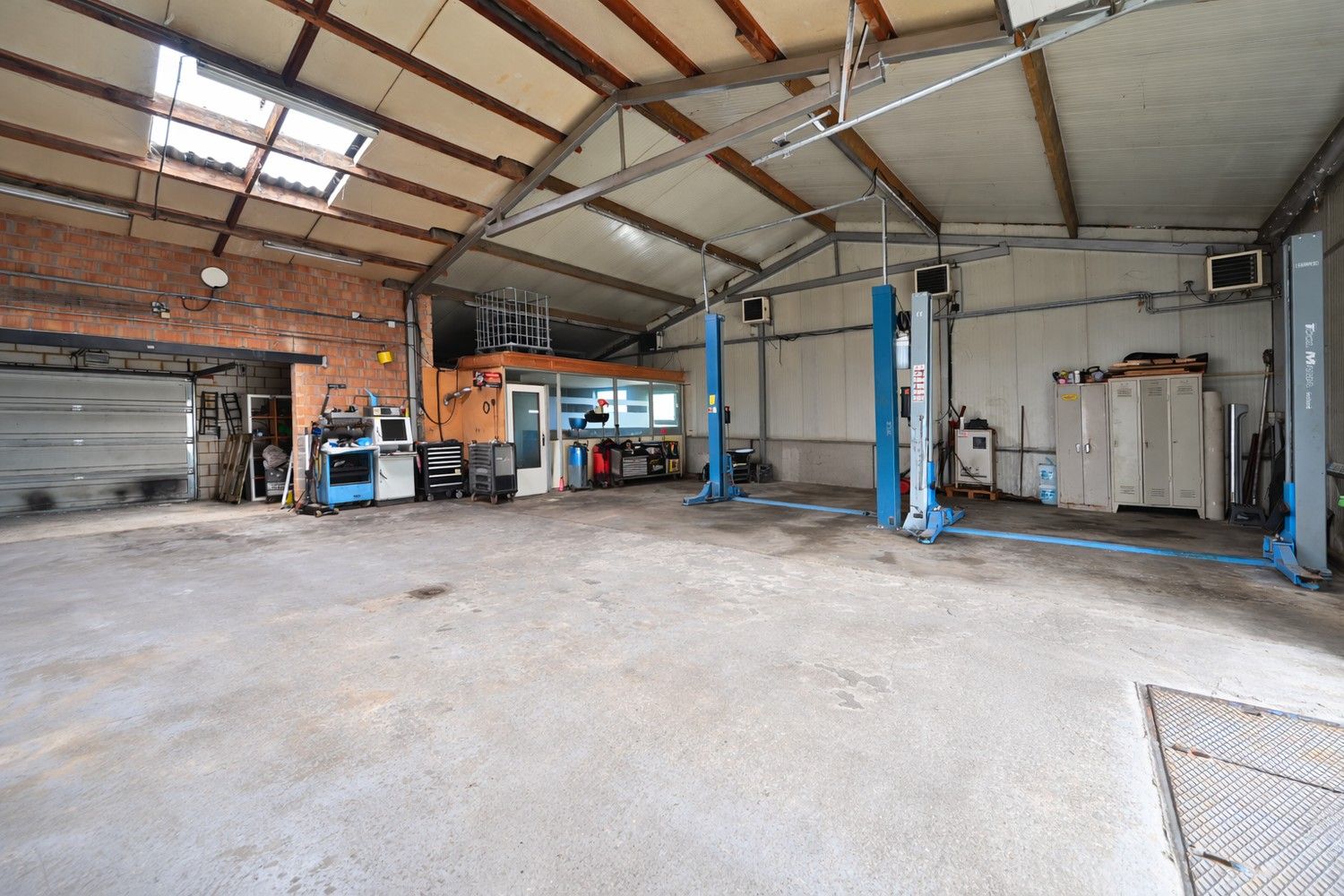 Photo 18 of Bedrijfsweg 3