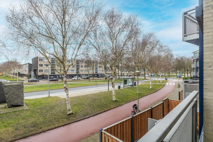 Photo 2 of J.M. den Uylstraat 66