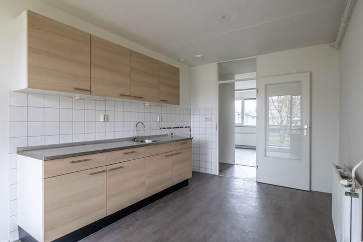 Photo 4 of J.M. den Uylstraat 66