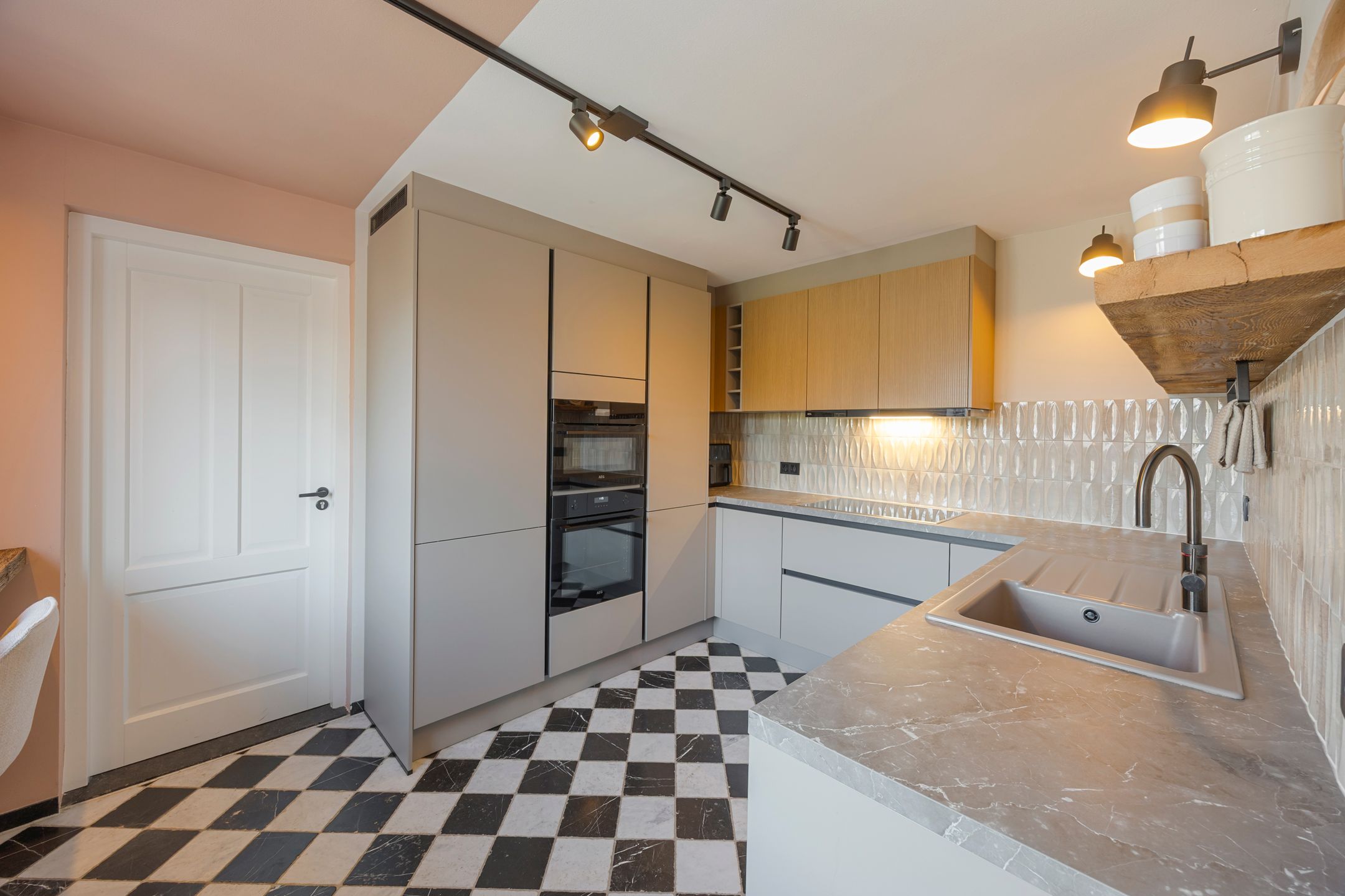 Foto 30 van Emmastraat 15