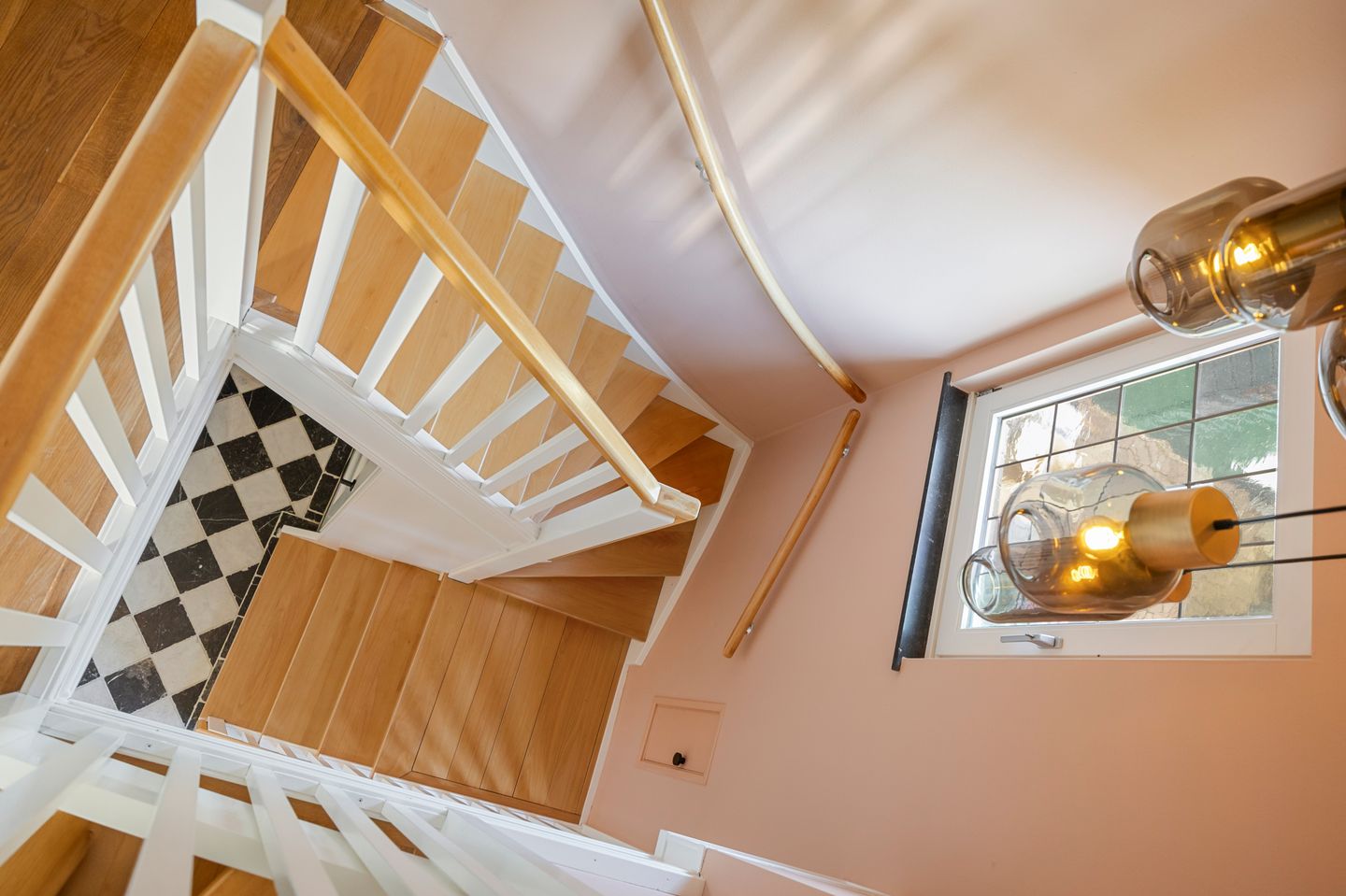 Foto 55 van Emmastraat 15