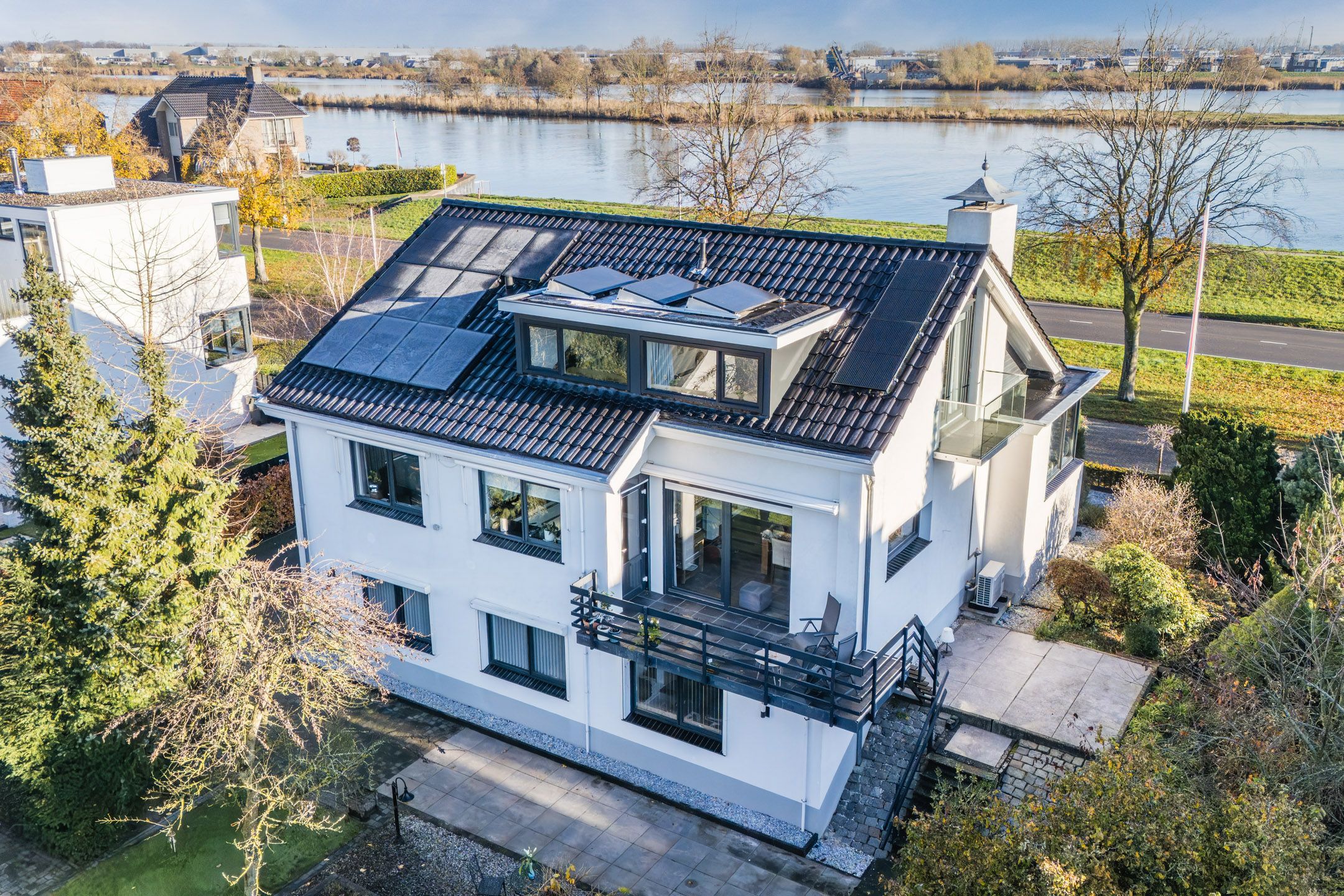 Foto 75 van Beukenweg 6