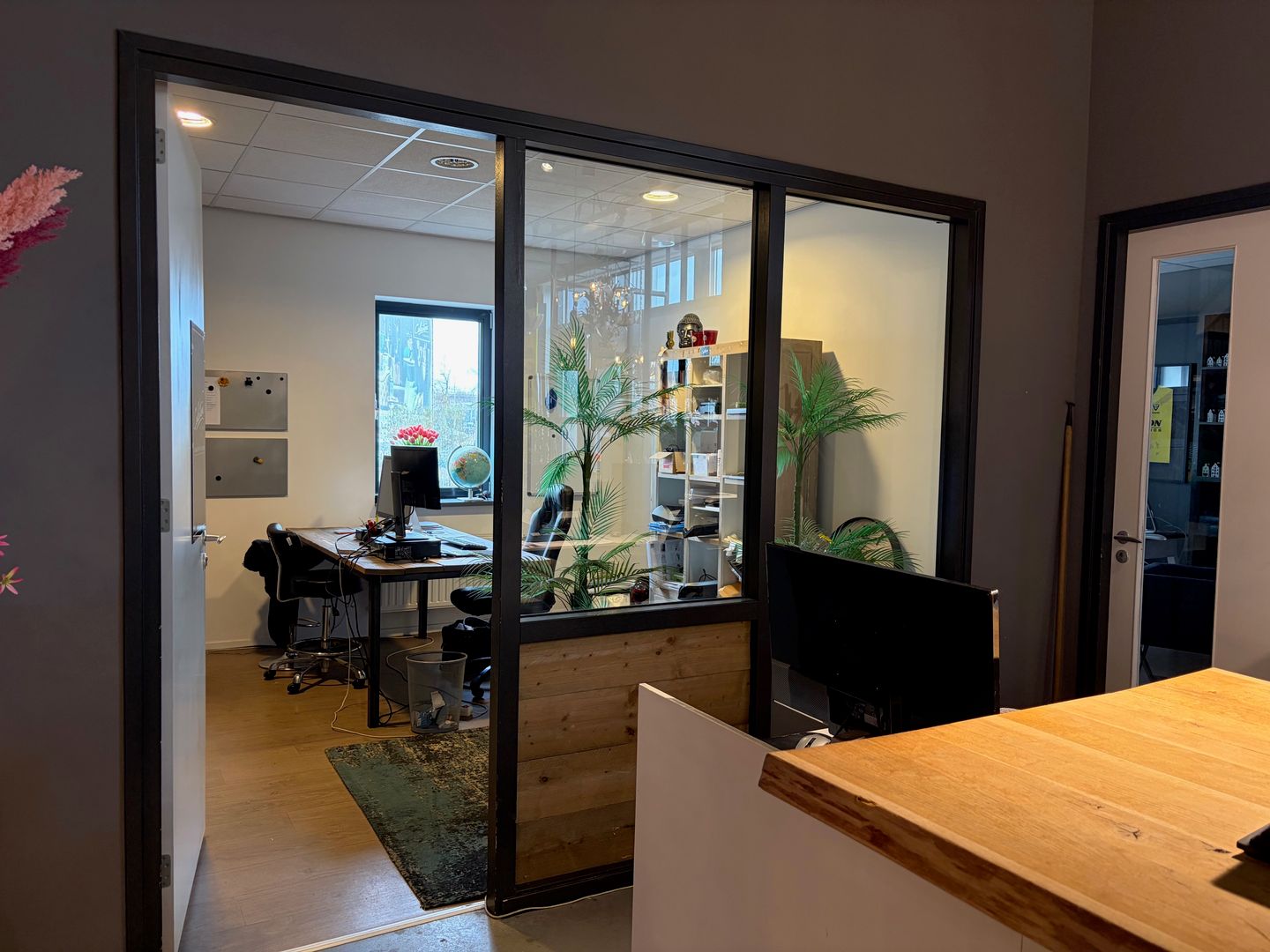 View photo 5 of Floralaan 15