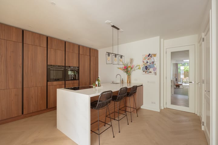 Photo 4 of Paramaribostraat 88