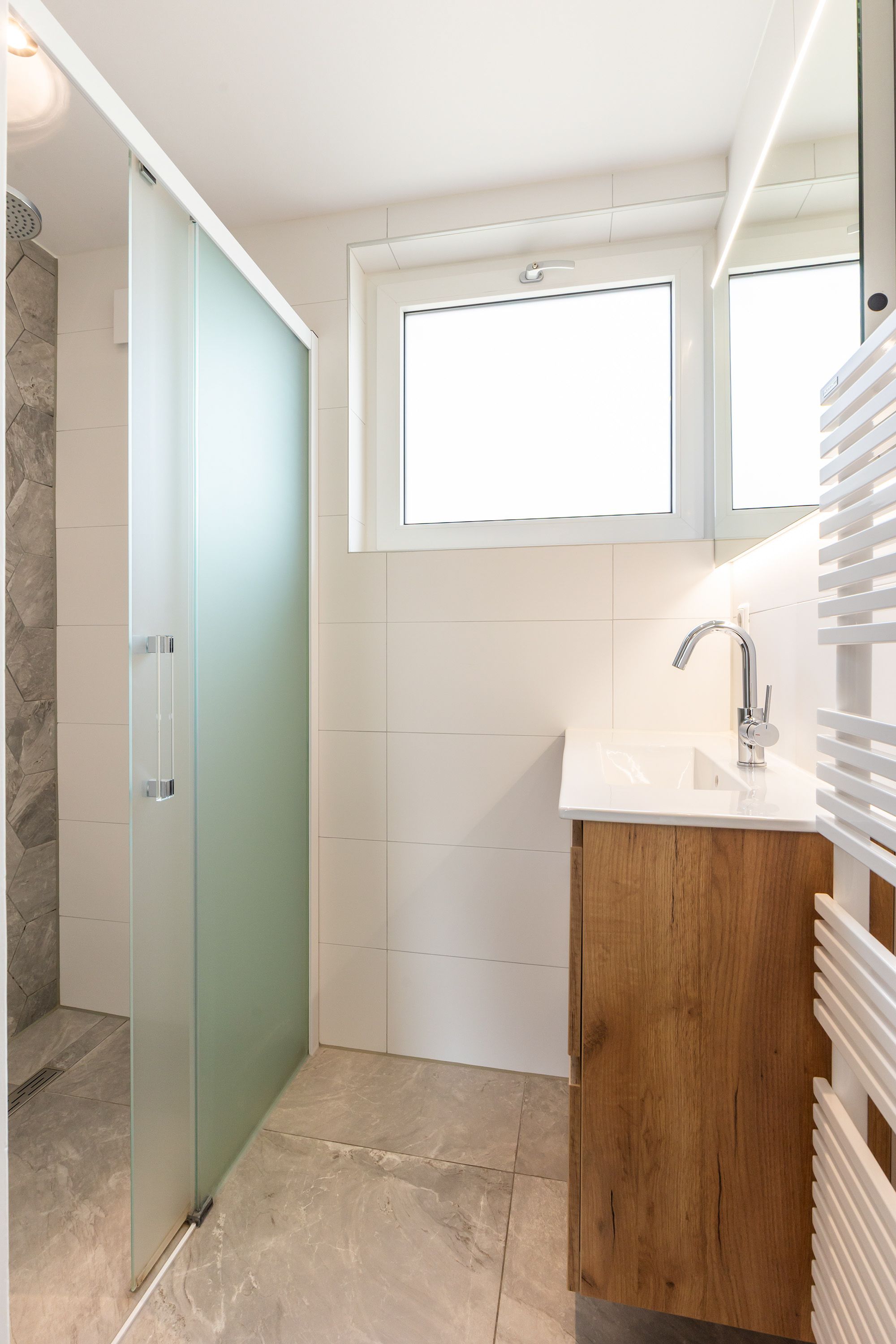 Foto 21 van Donker Curtiusstraat 8