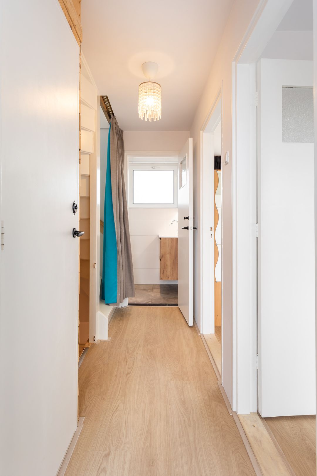 Foto 26 van Donker Curtiusstraat 8