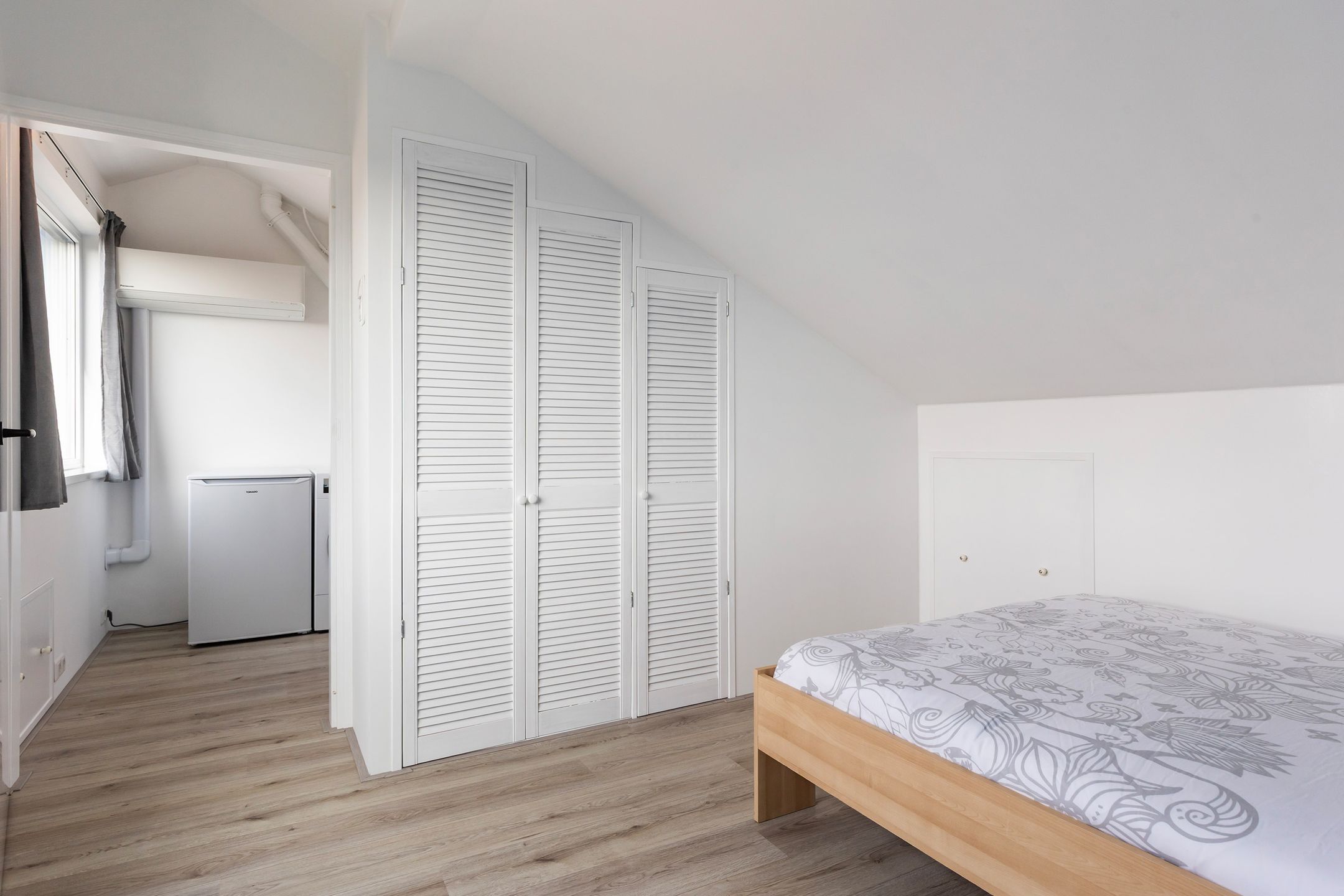 Foto 33 van Donker Curtiusstraat 8