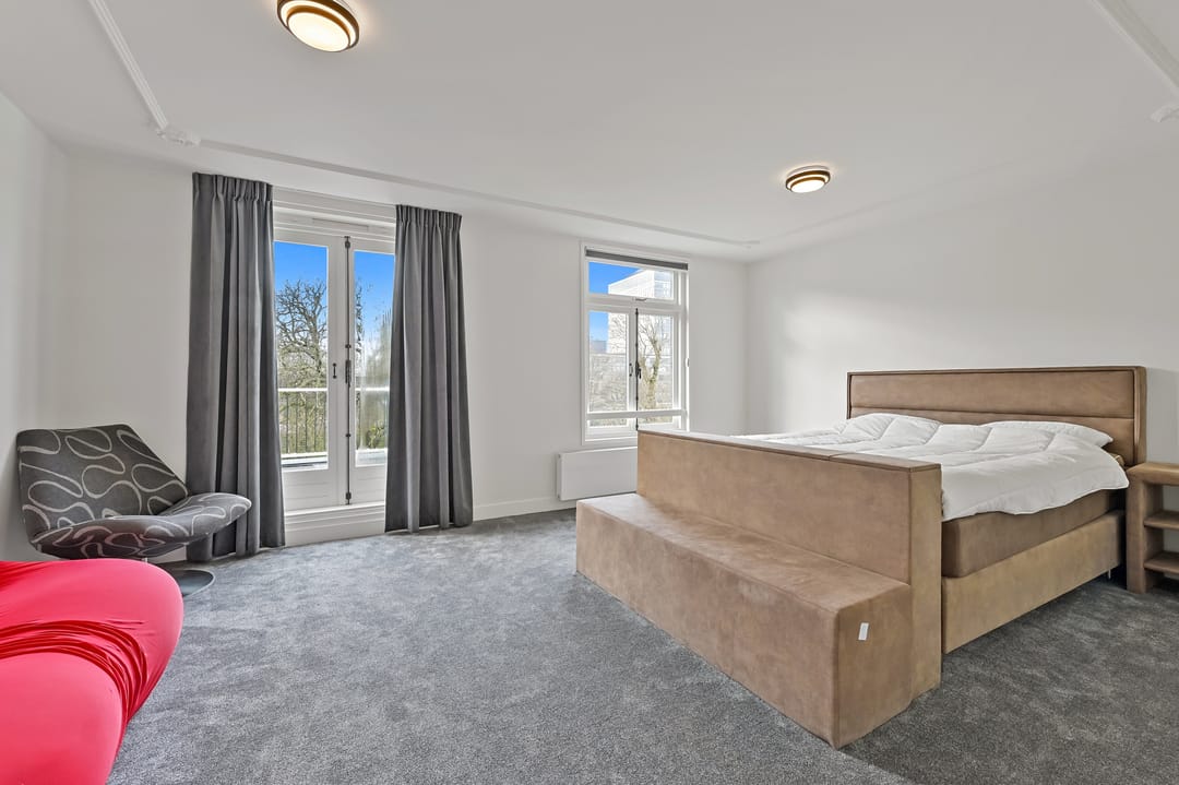 Fully Renovated Monumental Townhouse with Lift in Benoordenhout — 68