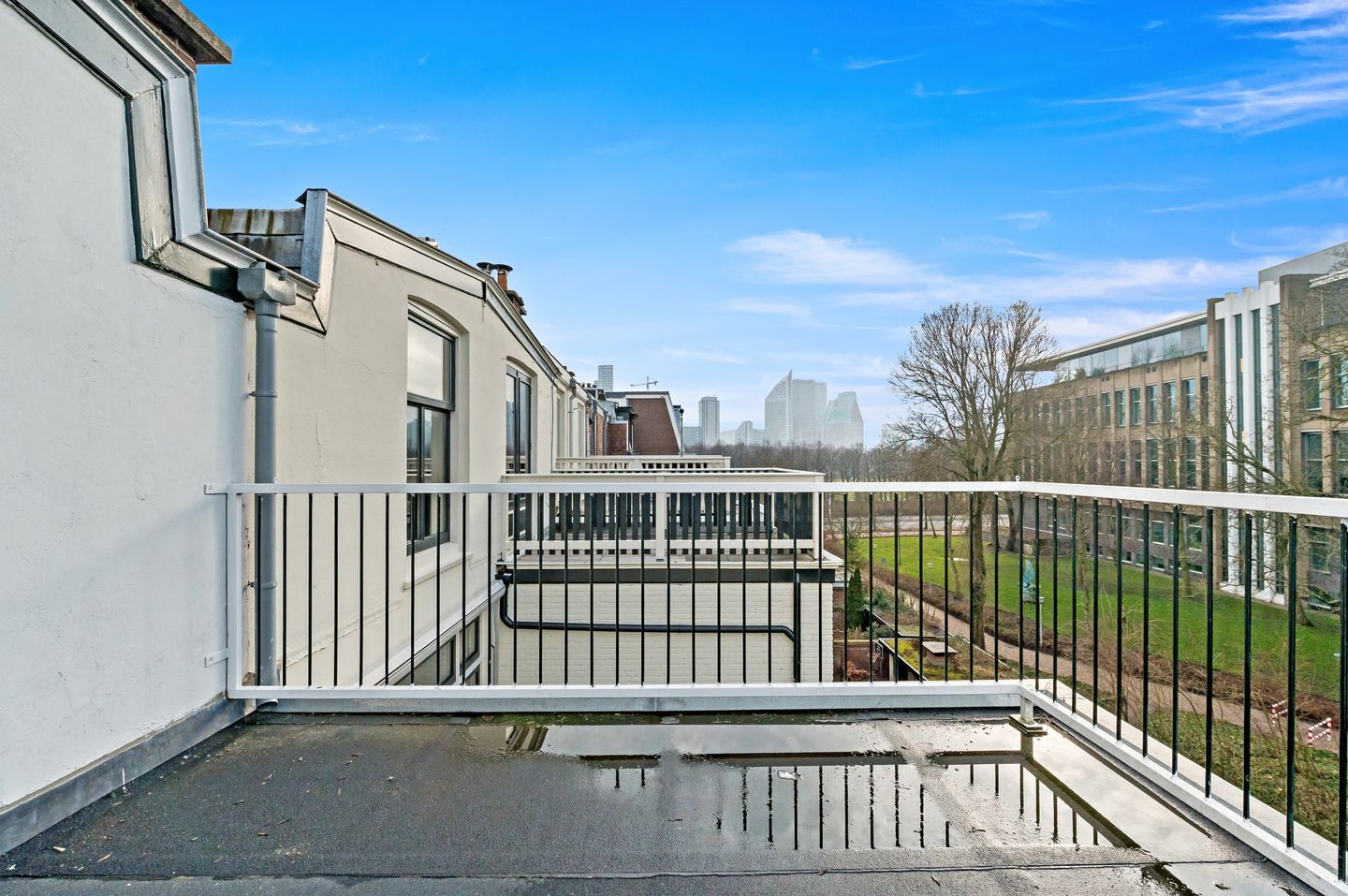 Fully Renovated Monumental Townhouse with Lift in Benoordenhout — 74