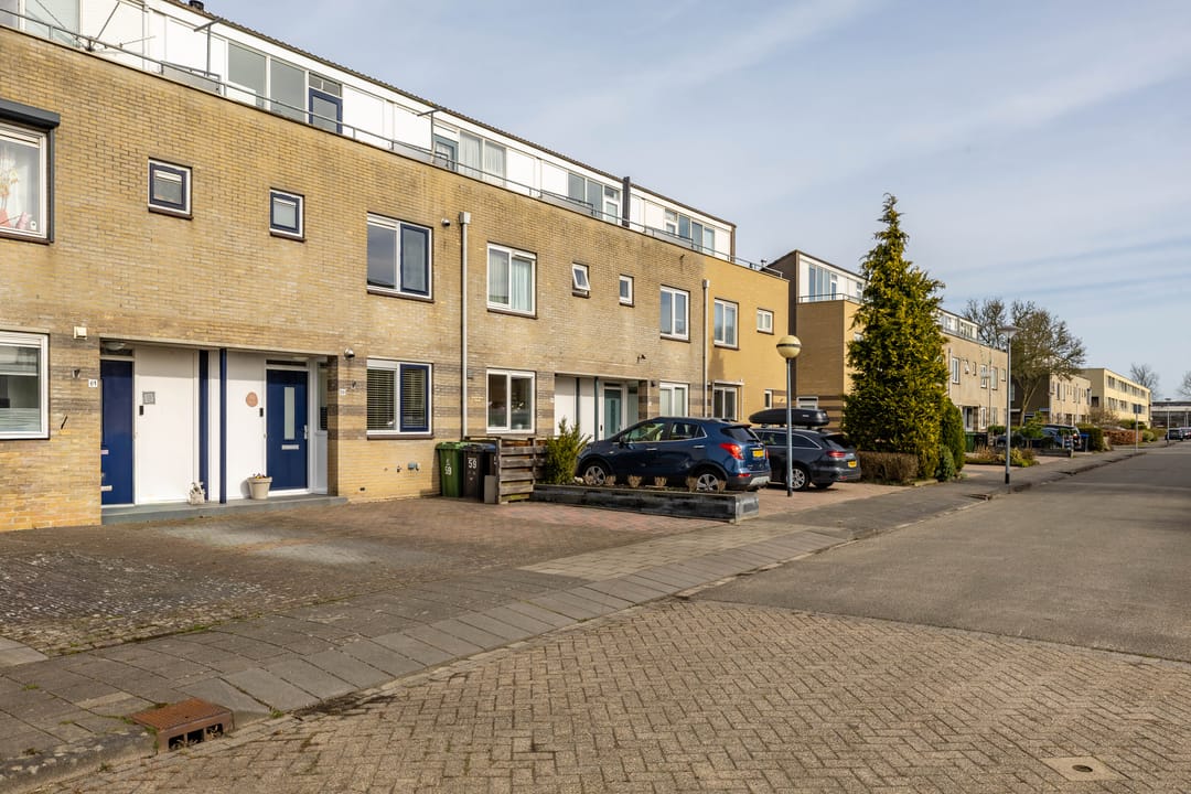 Photo 46 of Wobbe Hendrik Alkemastraat 59