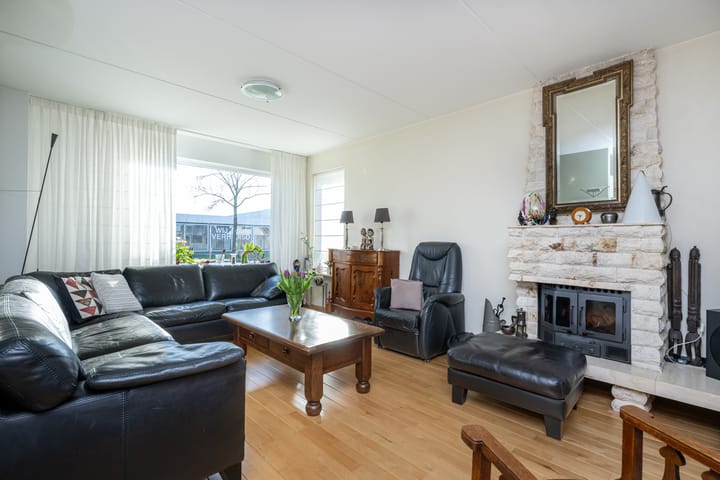 Foto 3 van Dorpsweg 93