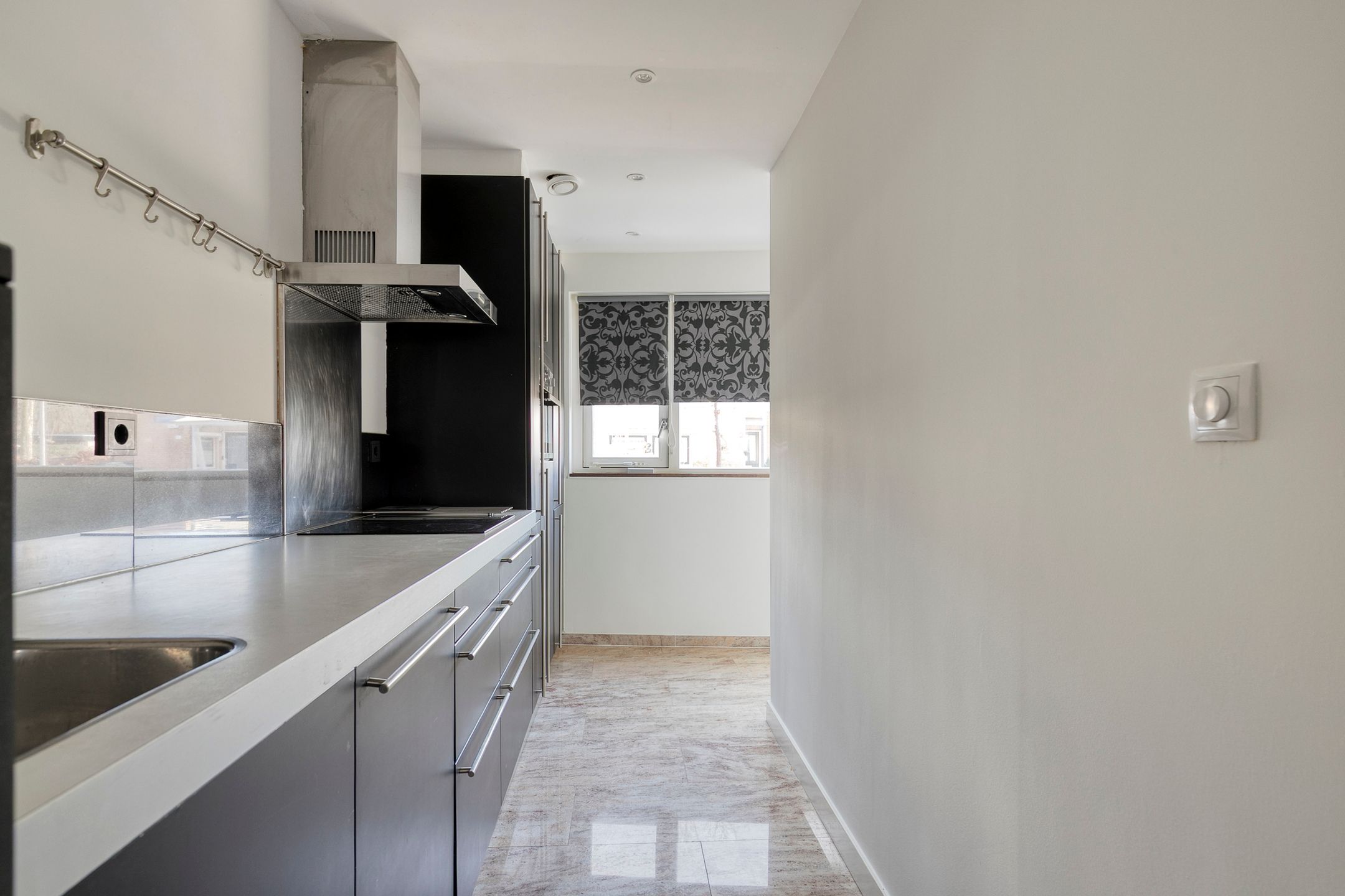 Foto 12 van Valetaweg 1-A