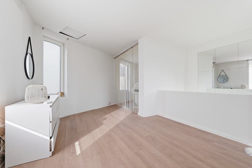 Versatile Commercial Property with High Visibility in Tongeren — 13