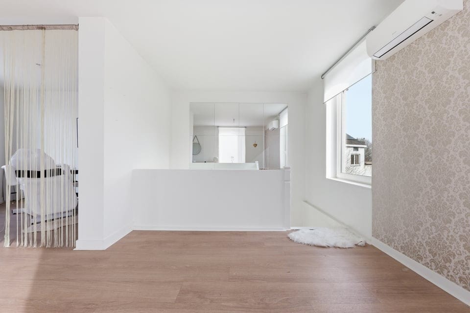 Versatile Commercial Property with High Visibility in Tongeren — 14