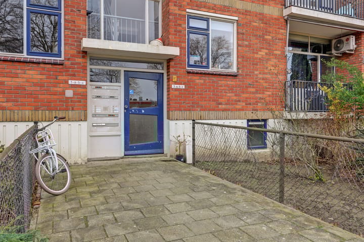 Photo 4 of Slauerhoffstraat 1