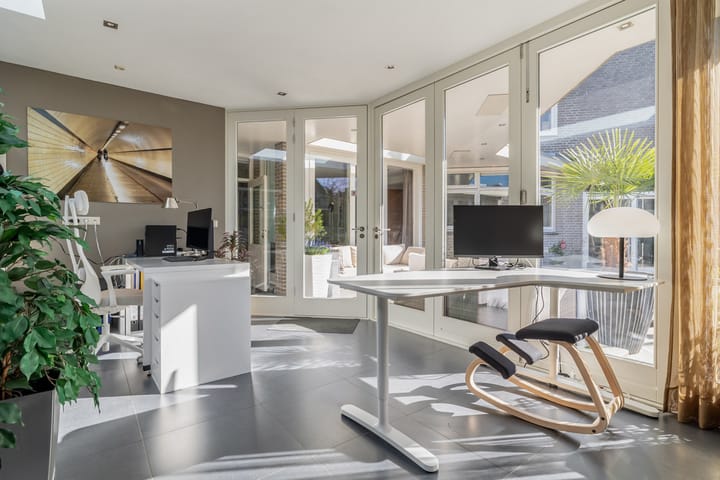 Photo 3 of Vlaggeschip 35