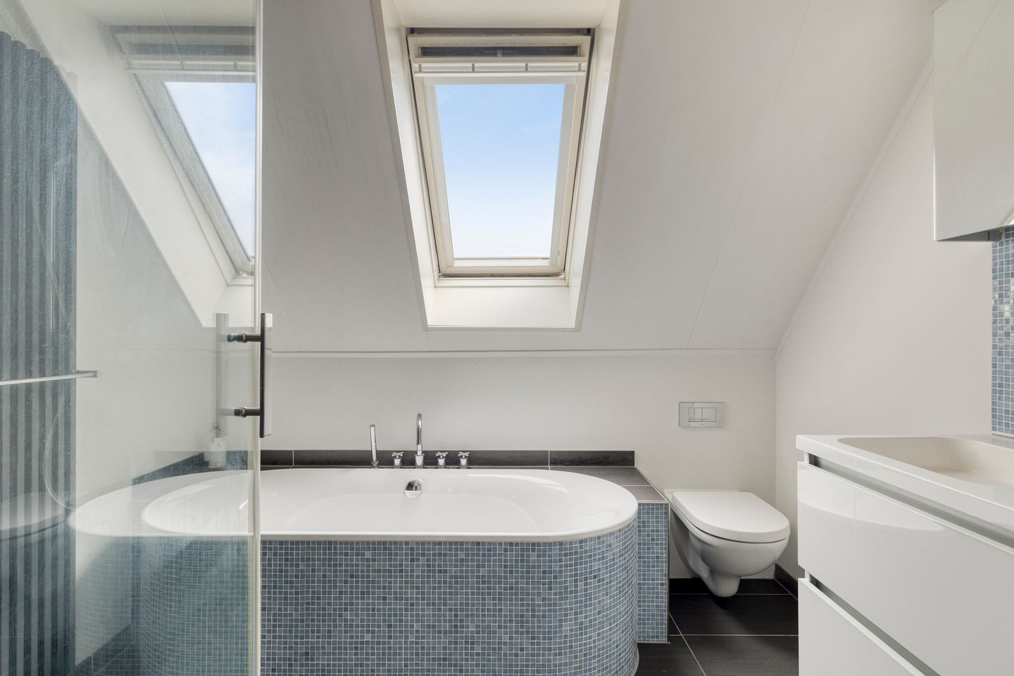 Foto 19 van Middelmeet 45