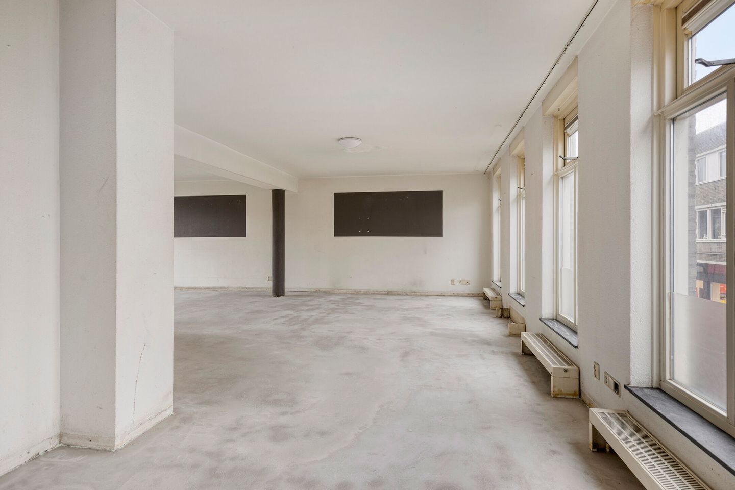 Photo 20 of Rechterstraat 40