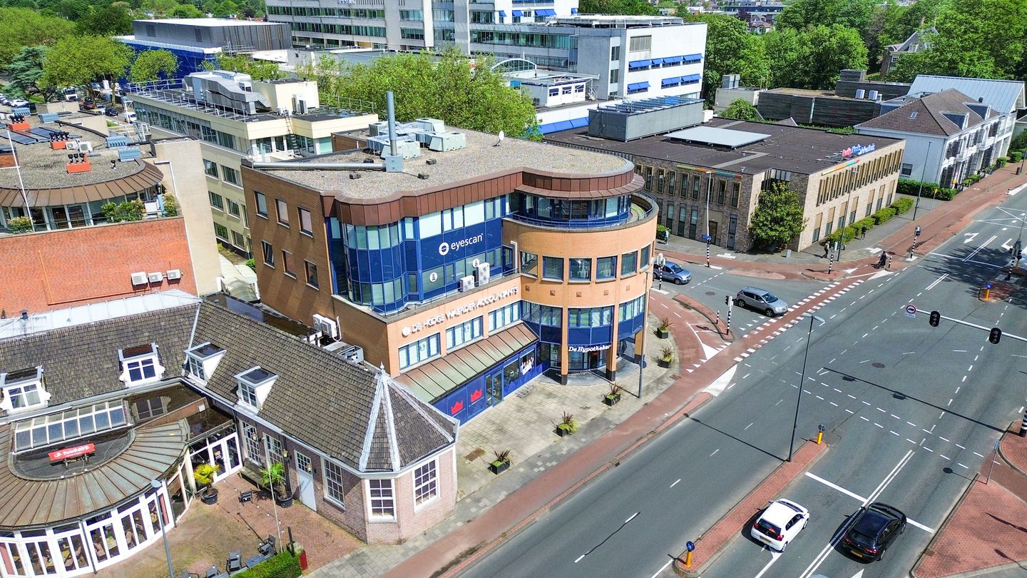 Bekijk foto 4 van Vondellaan 4-C