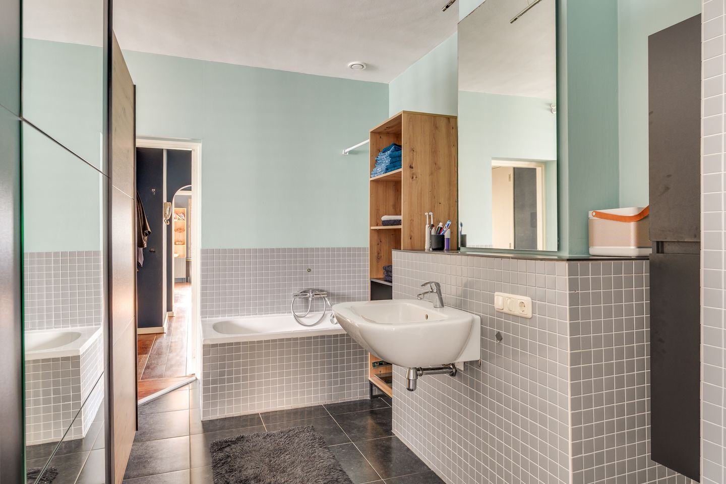 Foto 14 van Veestraat 24-C