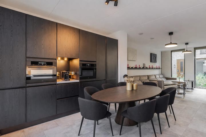 Foto 4 van Anton Ebbenhof 12