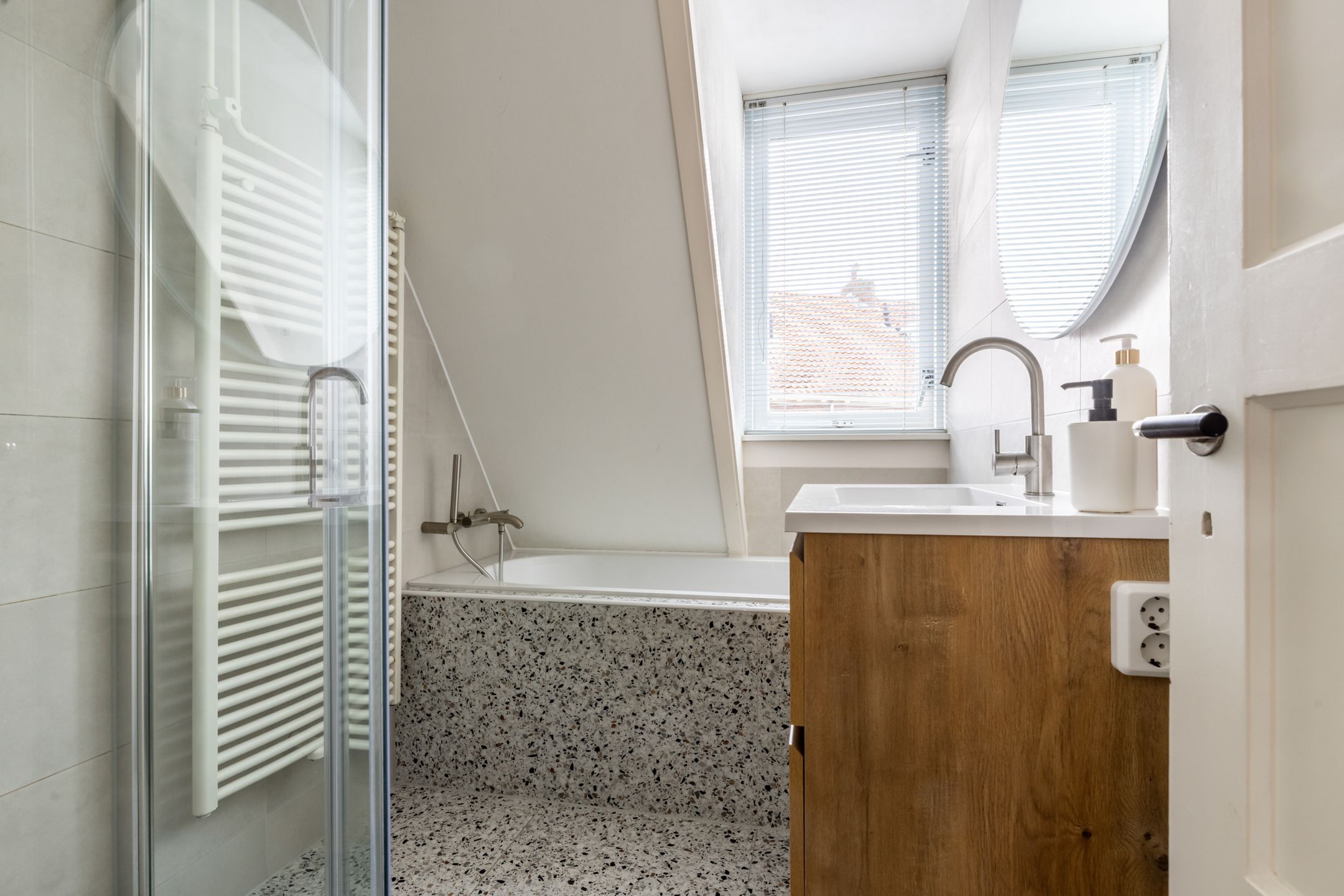 Foto 18 van Hunzestraat 5