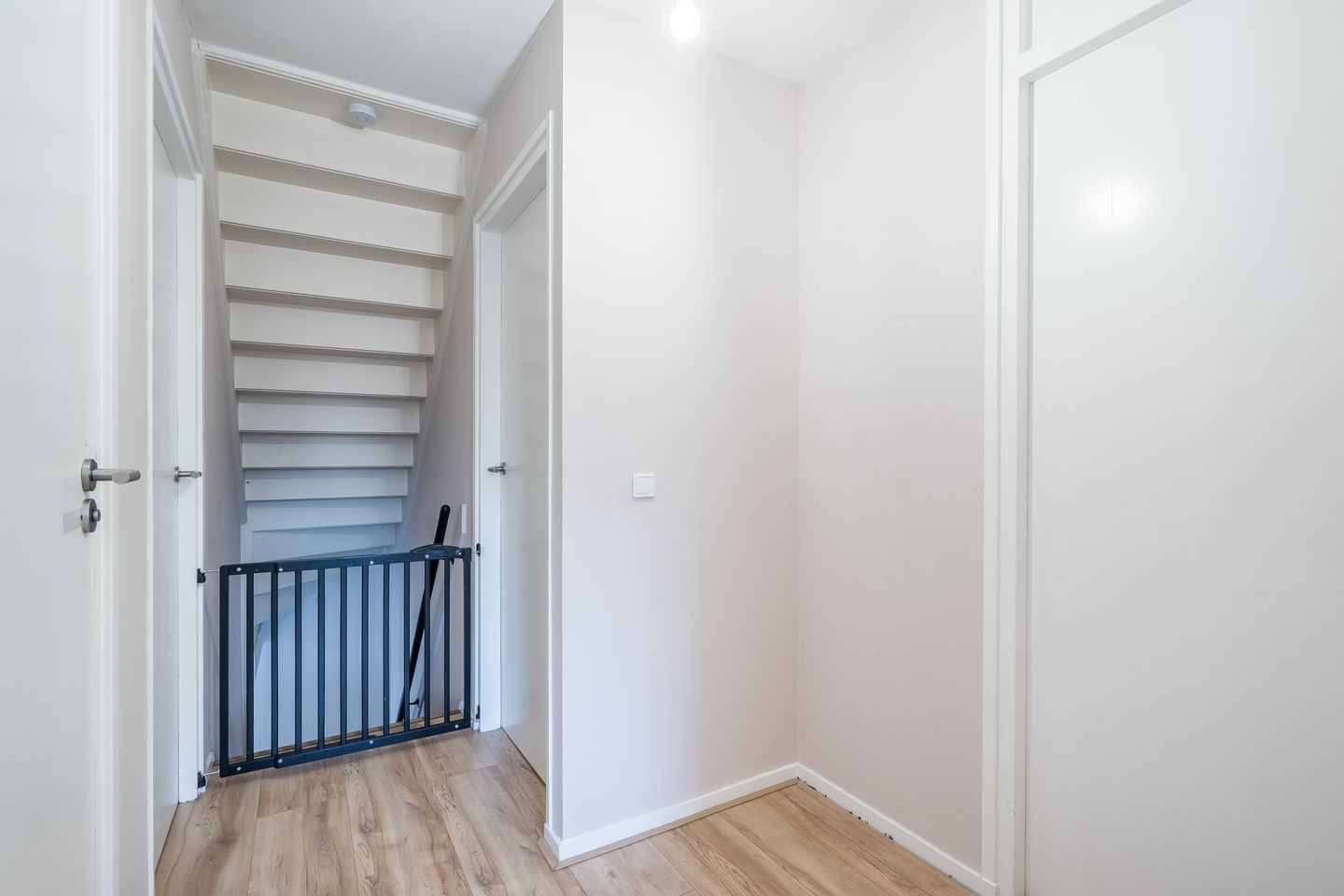 Photo 20 of Achterstestraat 33