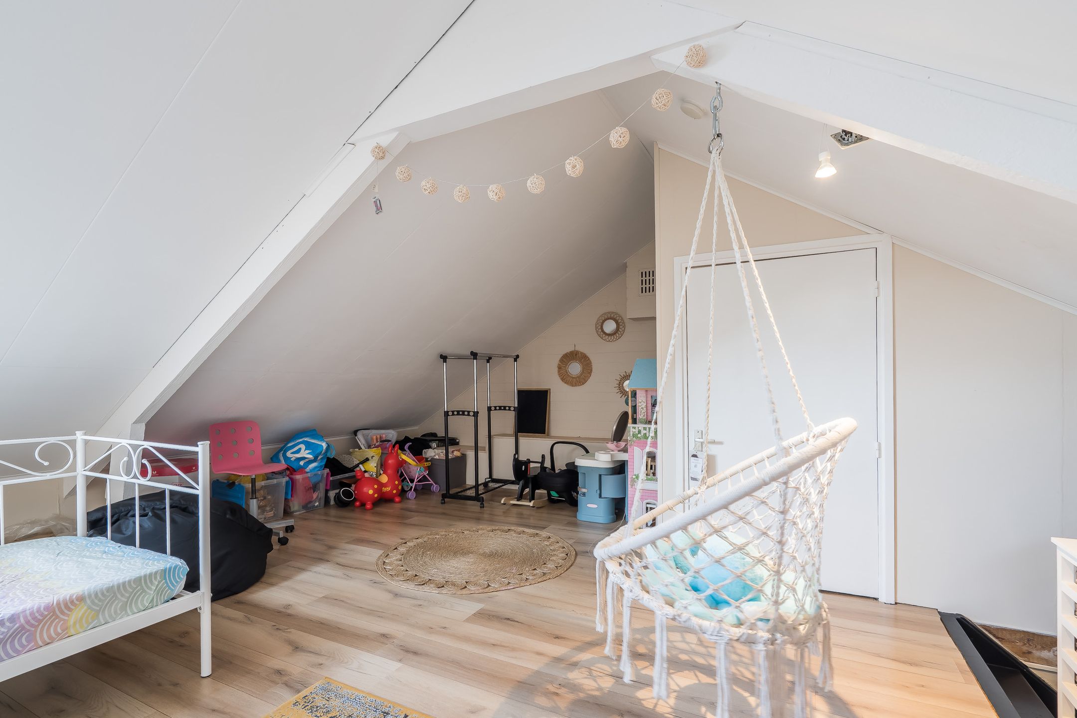 Photo 39 of Achterstestraat 33