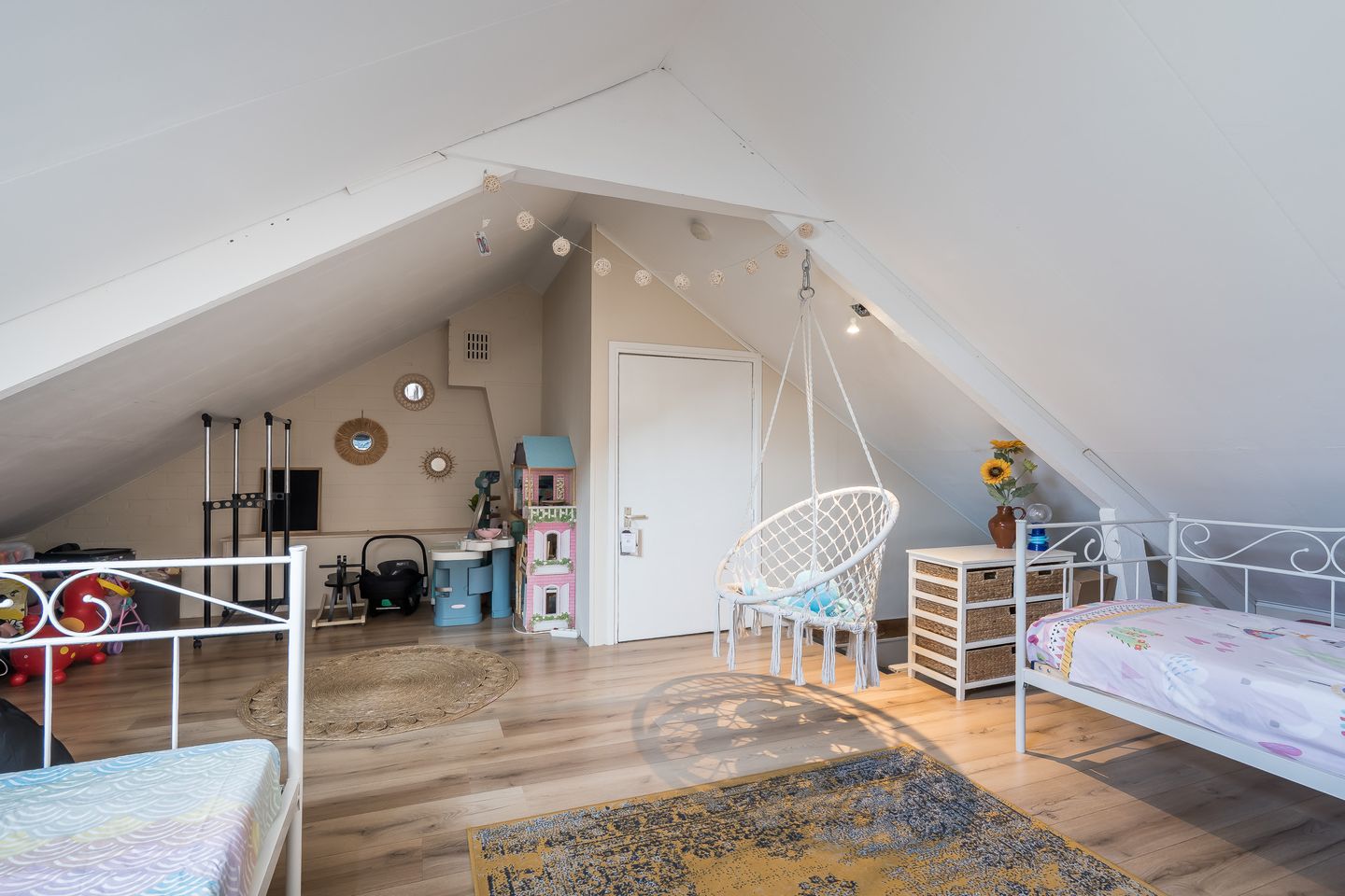 Photo 40 of Achterstestraat 33