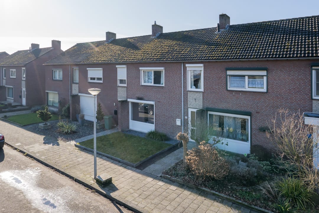 Photo 2 of Achterstestraat 33