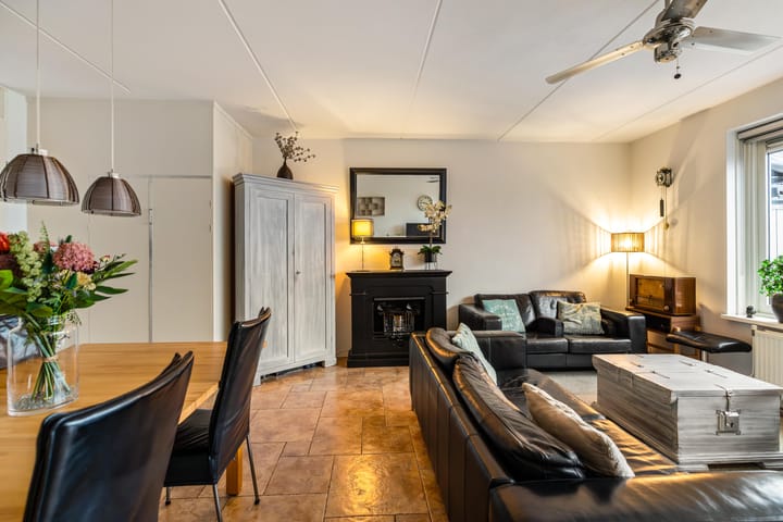 Foto 4 van Van Ostadestraat 26