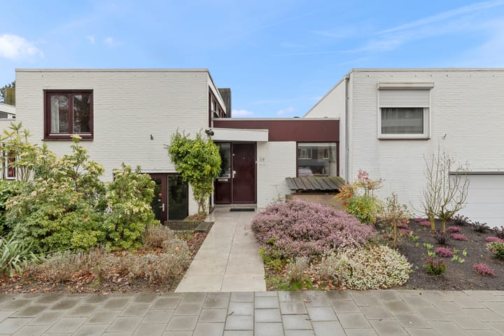 Photo 2 of Brialmontstraat 10