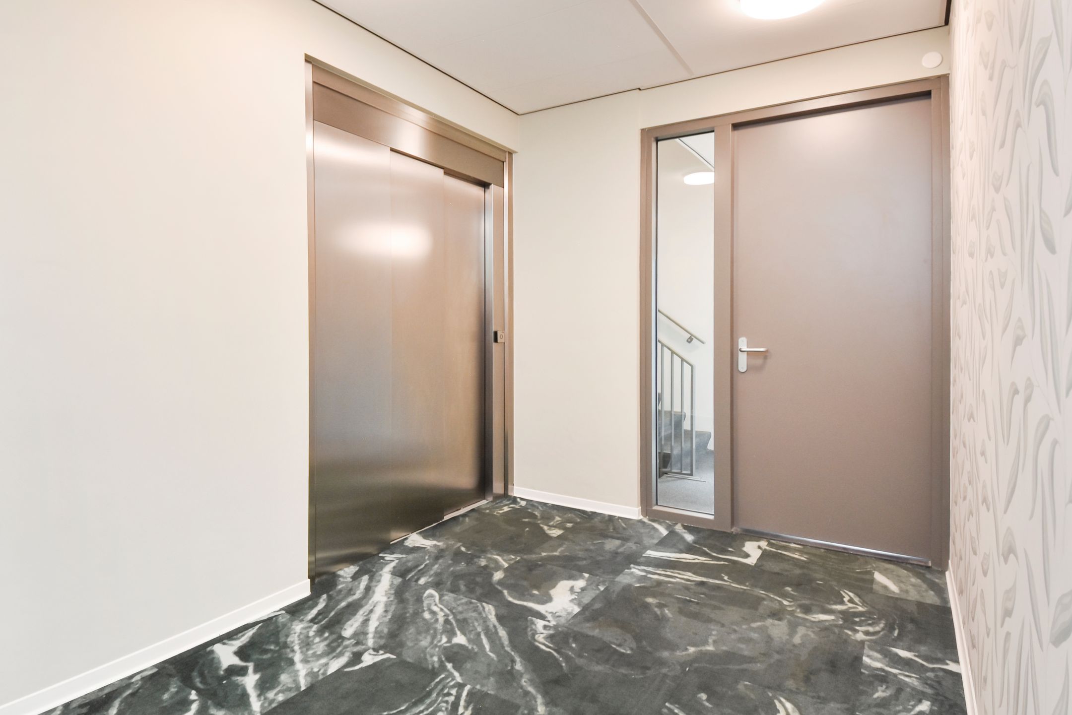 Foto 18 van Burgemeester Elsenlaan 319-F108