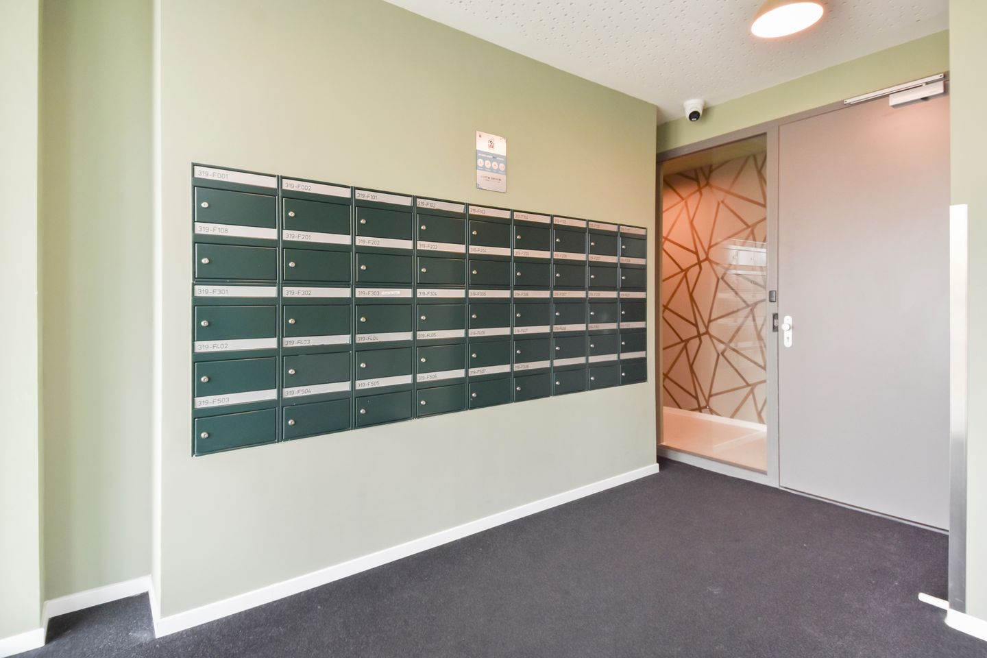 Foto 19 van Burgemeester Elsenlaan 319-F108