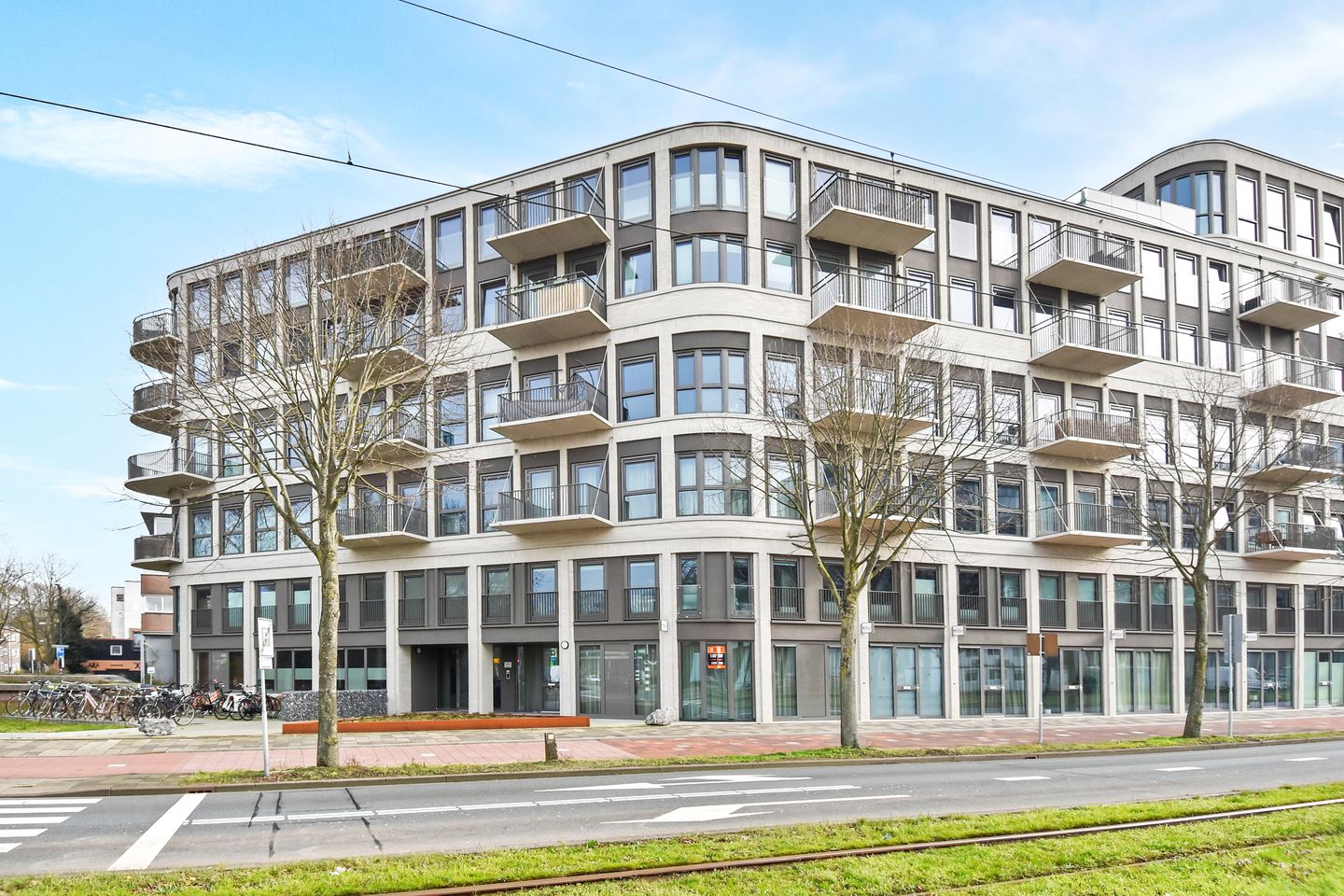 Foto 25 van Burgemeester Elsenlaan 319-F108