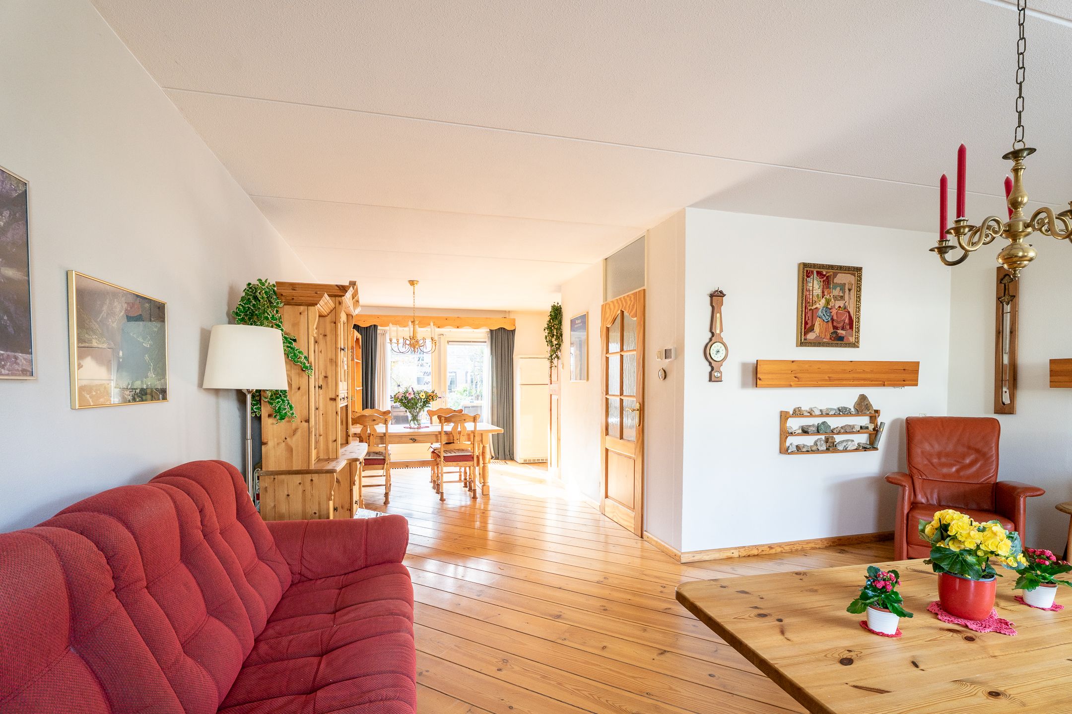 Photo 9 of Raadhuisplein 36