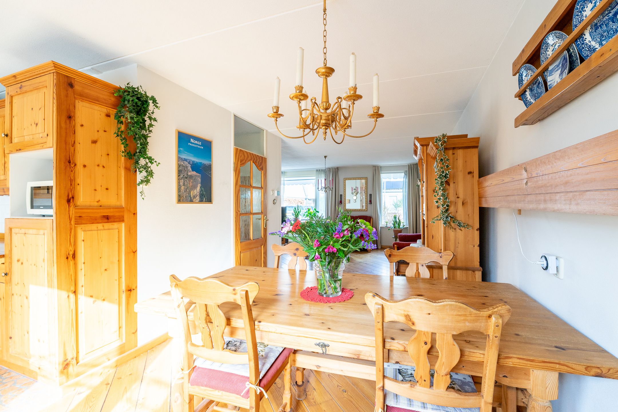 Photo 12 of Raadhuisplein 36