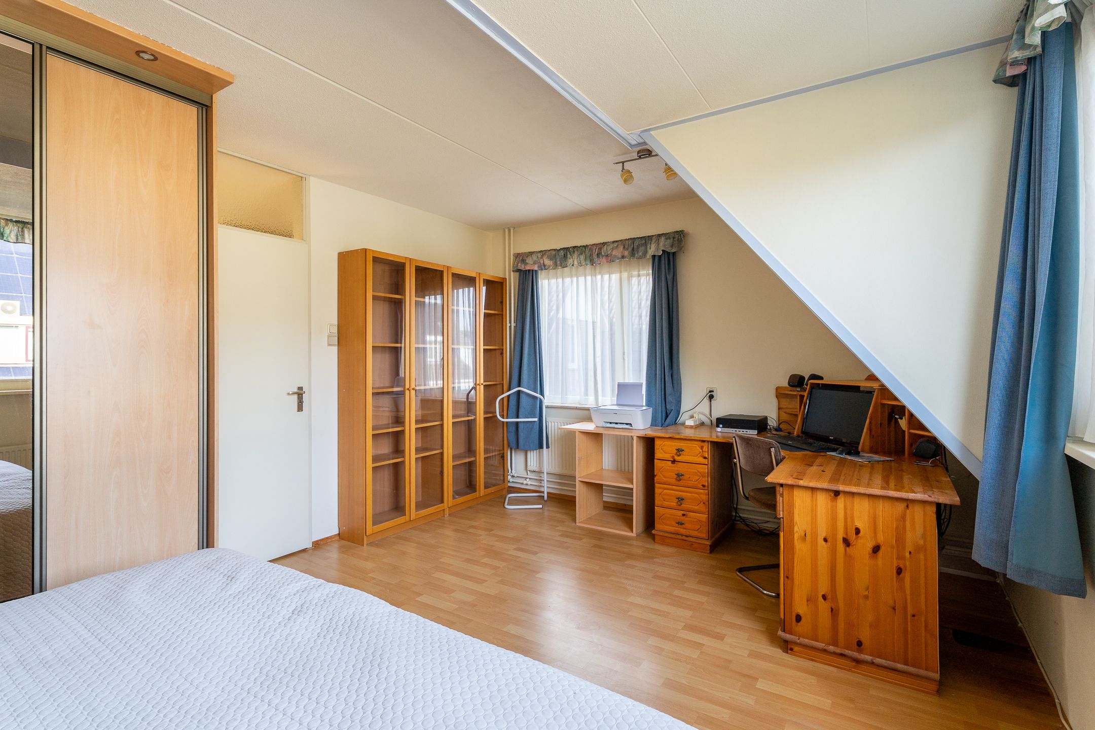 Photo 21 of Raadhuisplein 36