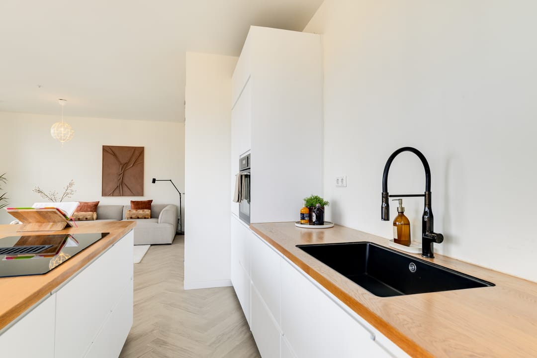 Photo 11 of Oosterkerkstraat 24