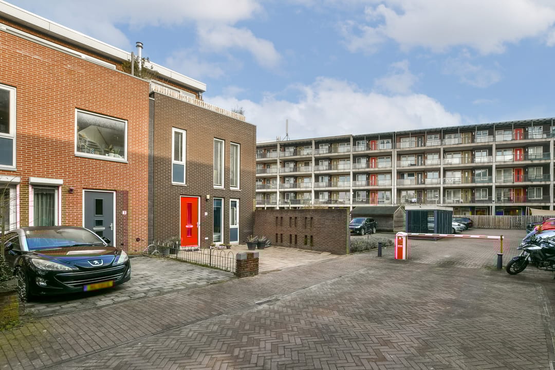 Foto 22 van Edward Masseystraat 1